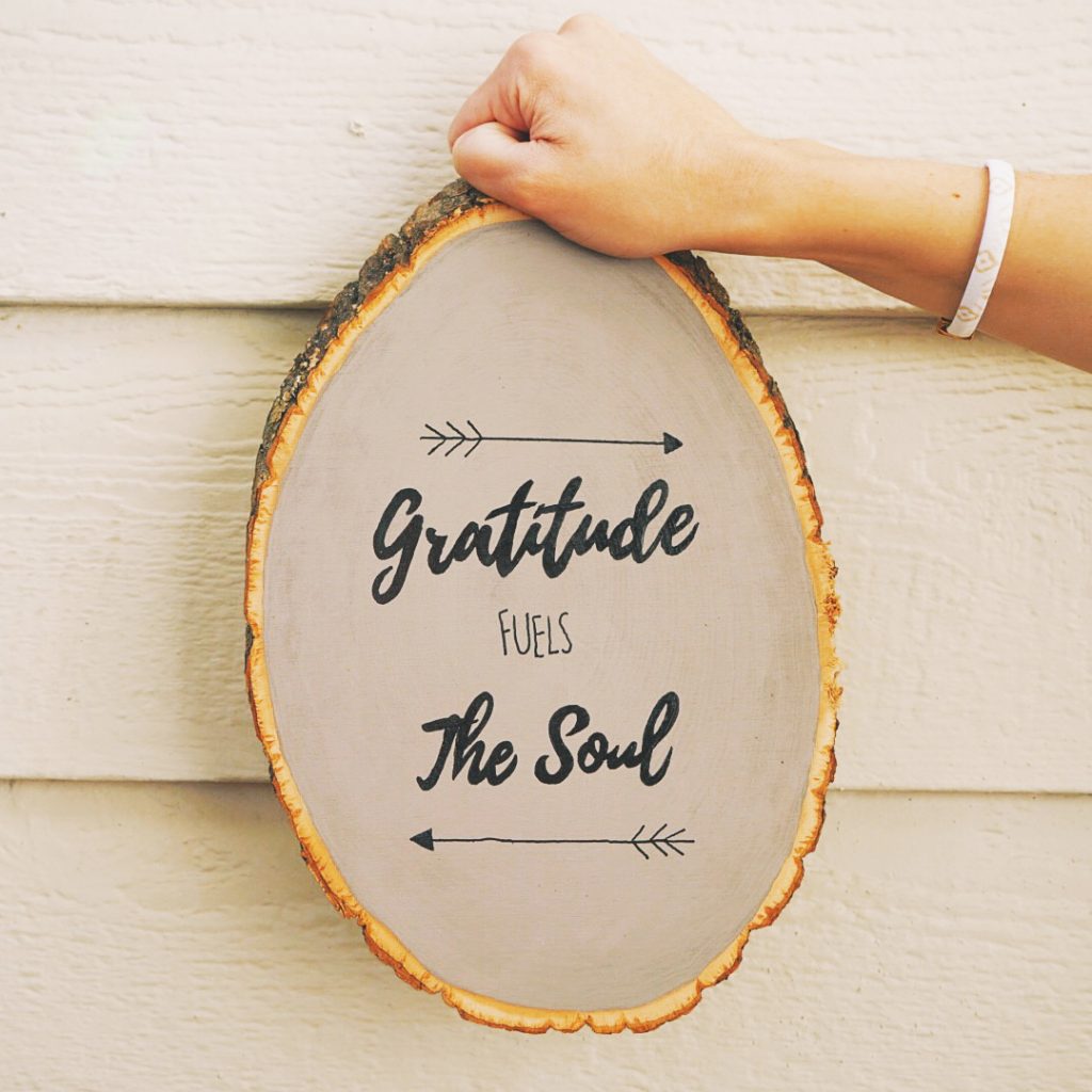 DIY Gratitude Wall Hanging | Mamma Chia